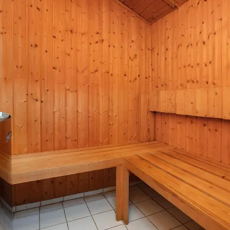 Luxurious Holiday In Stege Zealand With Sauna Semesterbostad Pollerup Kullegård